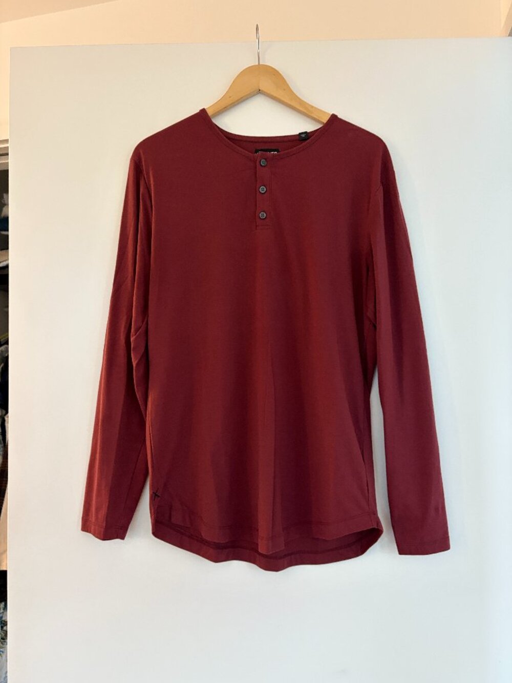 Cuts Clothing AO Long Sleeve Henley - Burgundy